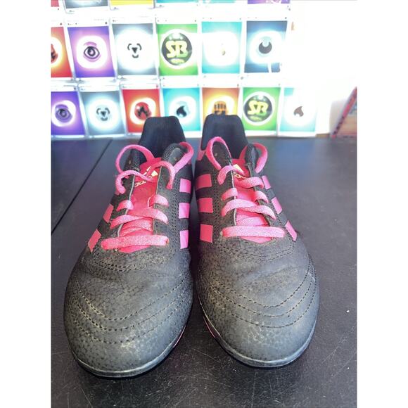 Adidas Kids Goletto VI Firm Ground Soccer Cleats Black/Pink Girl Sz 2.5 - Picture 1 of 9